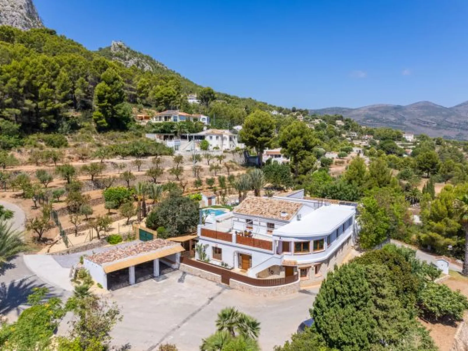 Villa Joan - PlusHolidays - Image-tags.info