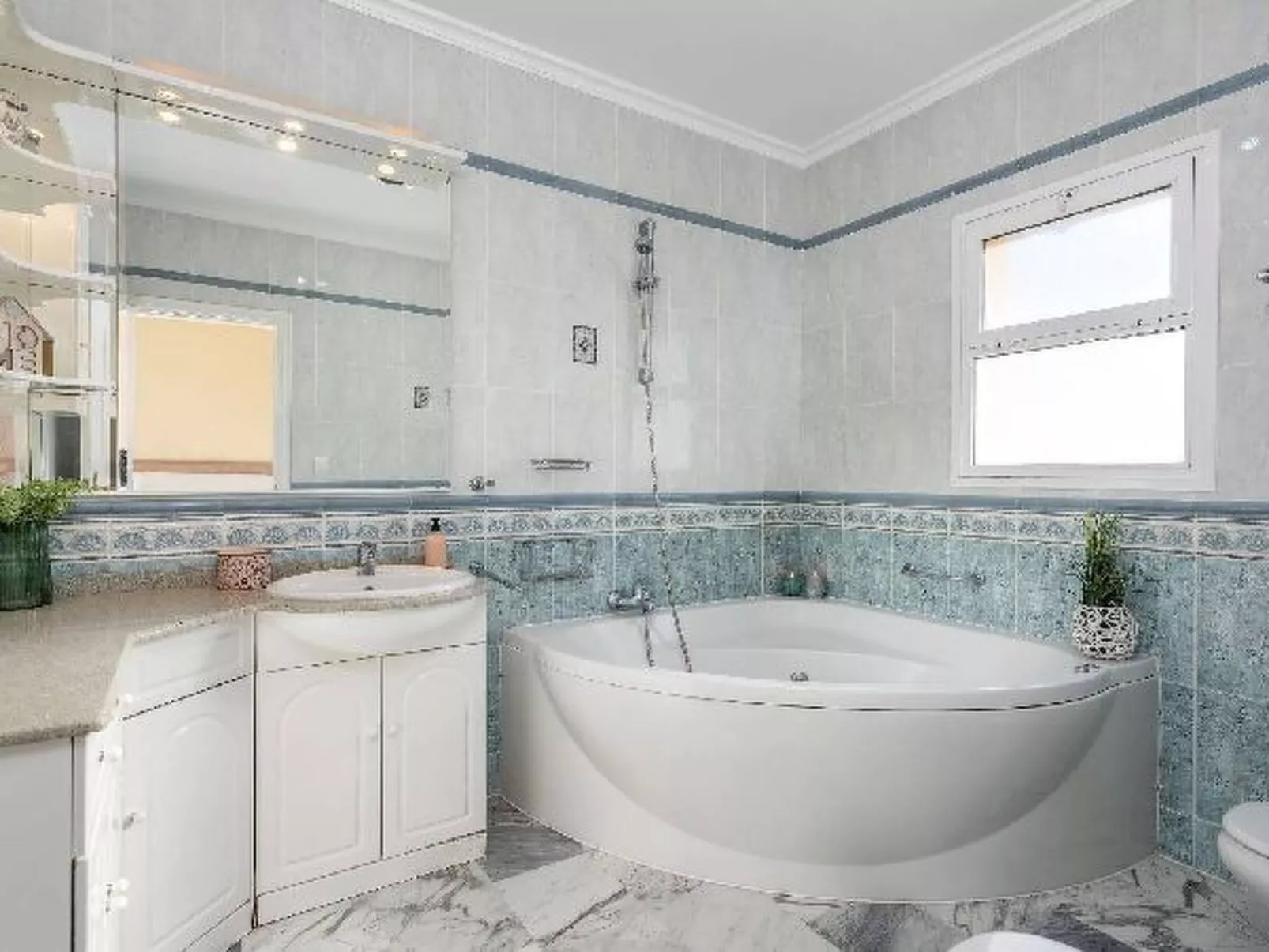 Villa Sabita - PlusHolidays - Image-tags.info