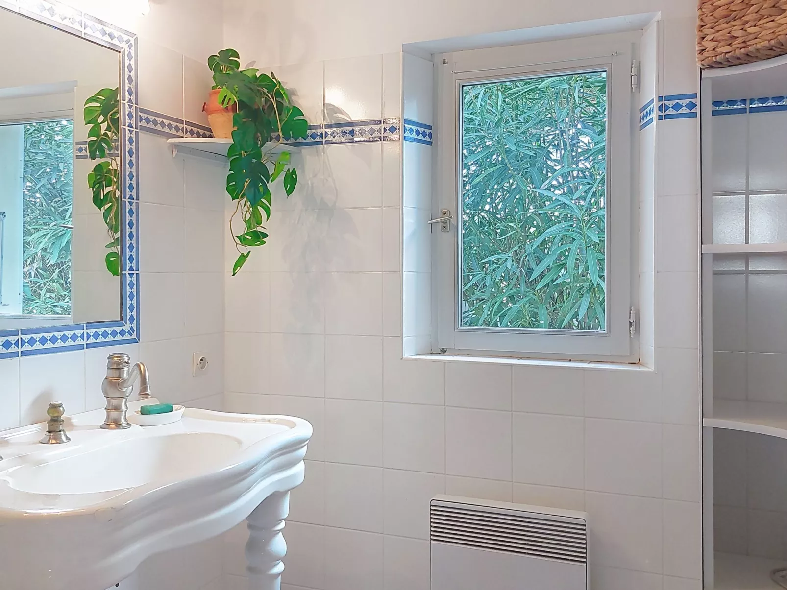 Le Château 3 - Drinnen