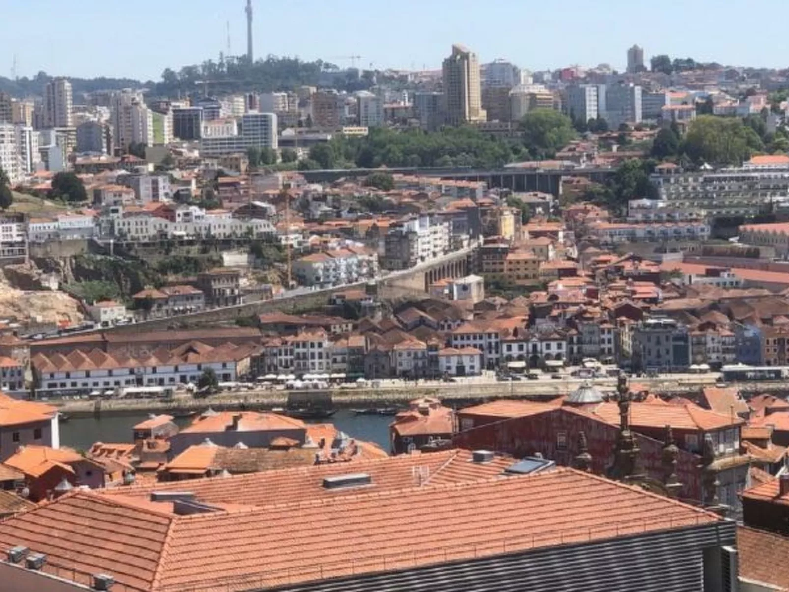 DOWNTOWN CLERIGOS with RIVER VIEW by VACATIONY - Outside