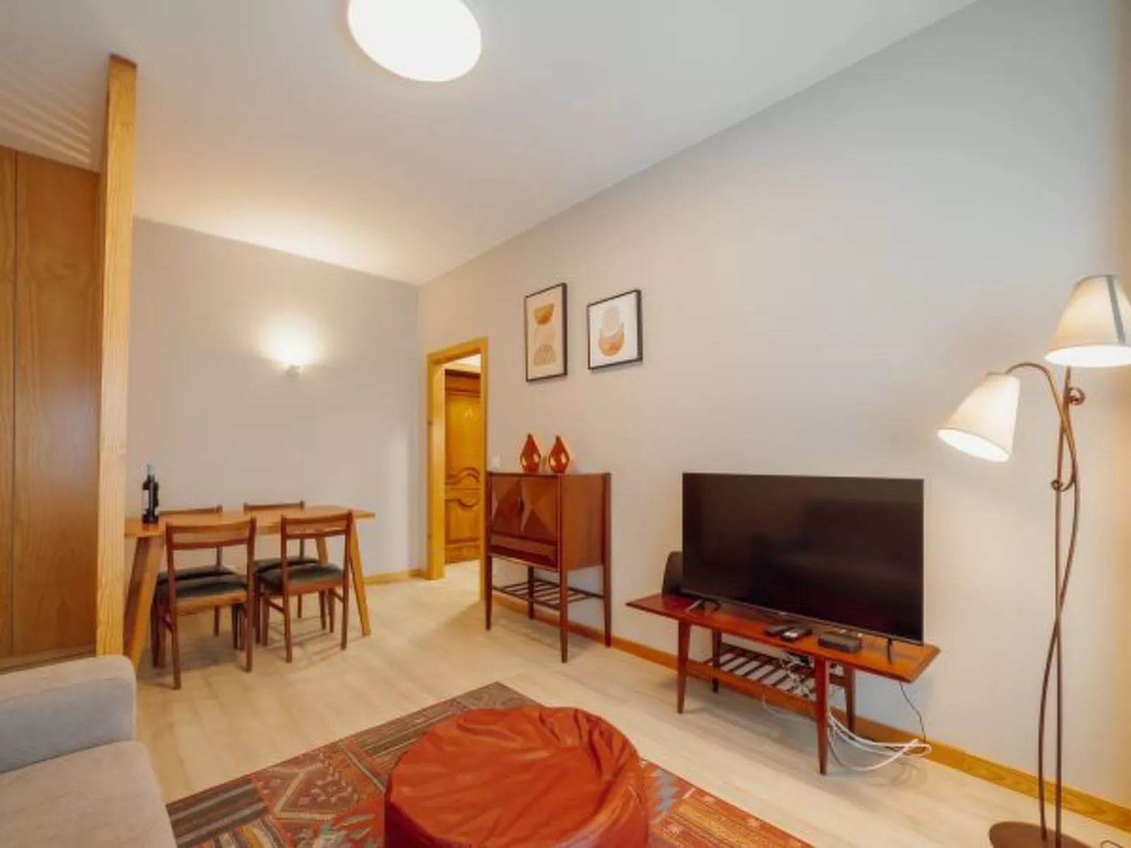 GOOD MORNING TORRINHA by VACATIONY - Inside