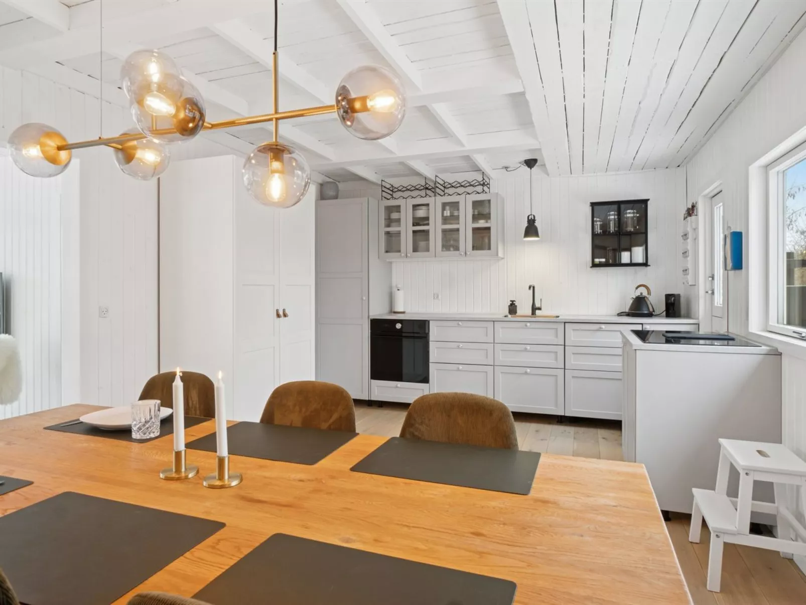 "Manko" - 250m from the sea - Drinnen