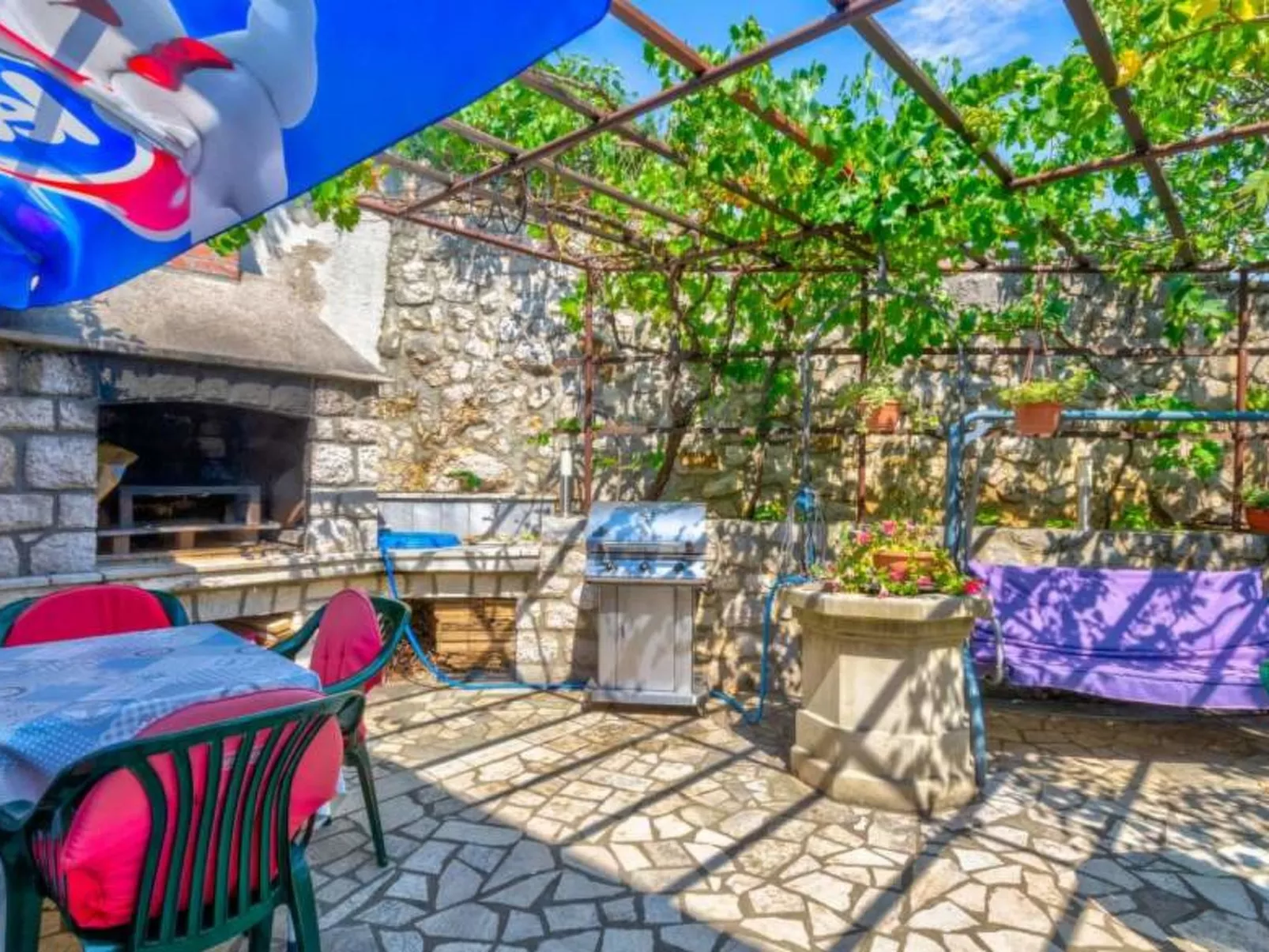 SOBE FRANO I LOVRO 1 / HR-10373-01 - Image-tags.info