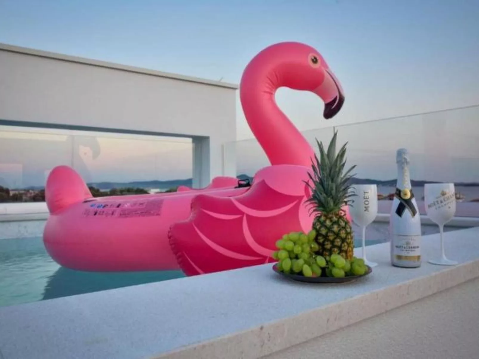 Villa La Perla Apt 4, 4+2 with heated rooftop pool - Image-tags.info