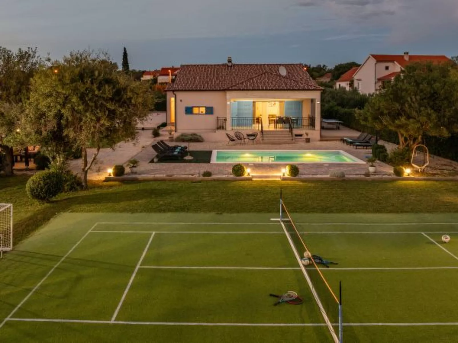 Casa Kamber with pool - Image-tags.info