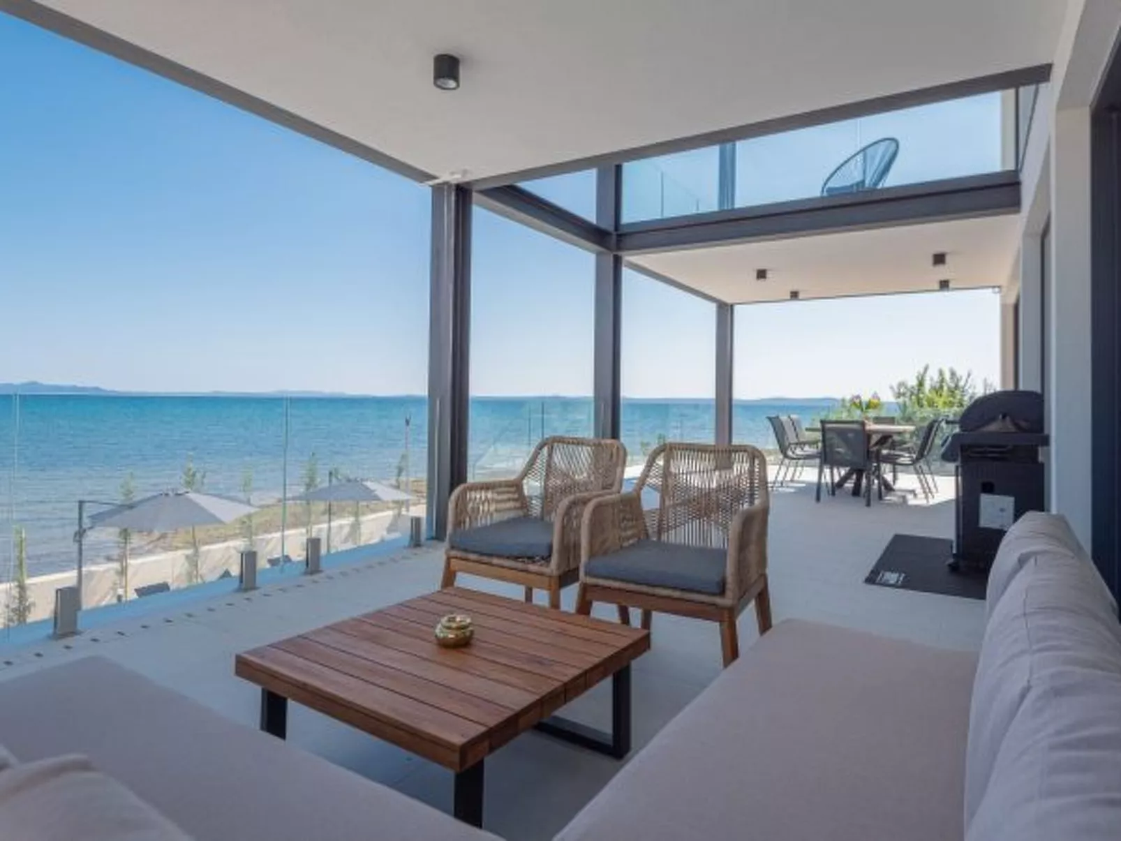 Seafront Villa Aurea with pool and seaview - Image-tags.info
