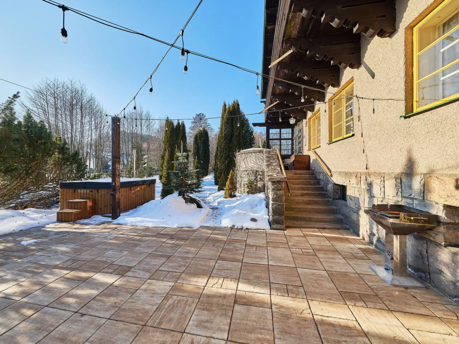 Švýcarka - Outside