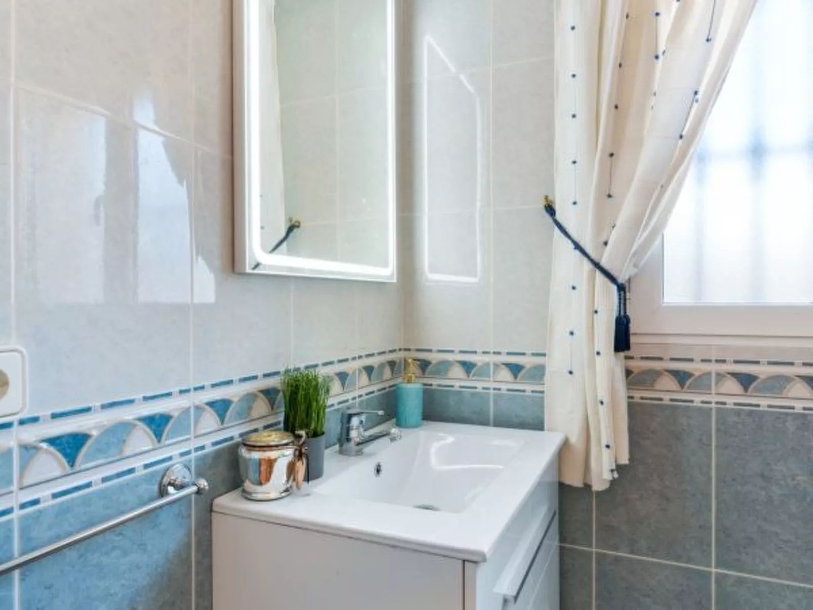 Villa Comodo - PlusHolidays - Image-tags.info