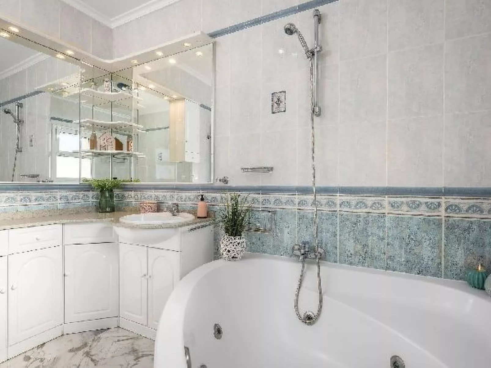 Villa Sabita - PlusHolidays - Image-tags.info