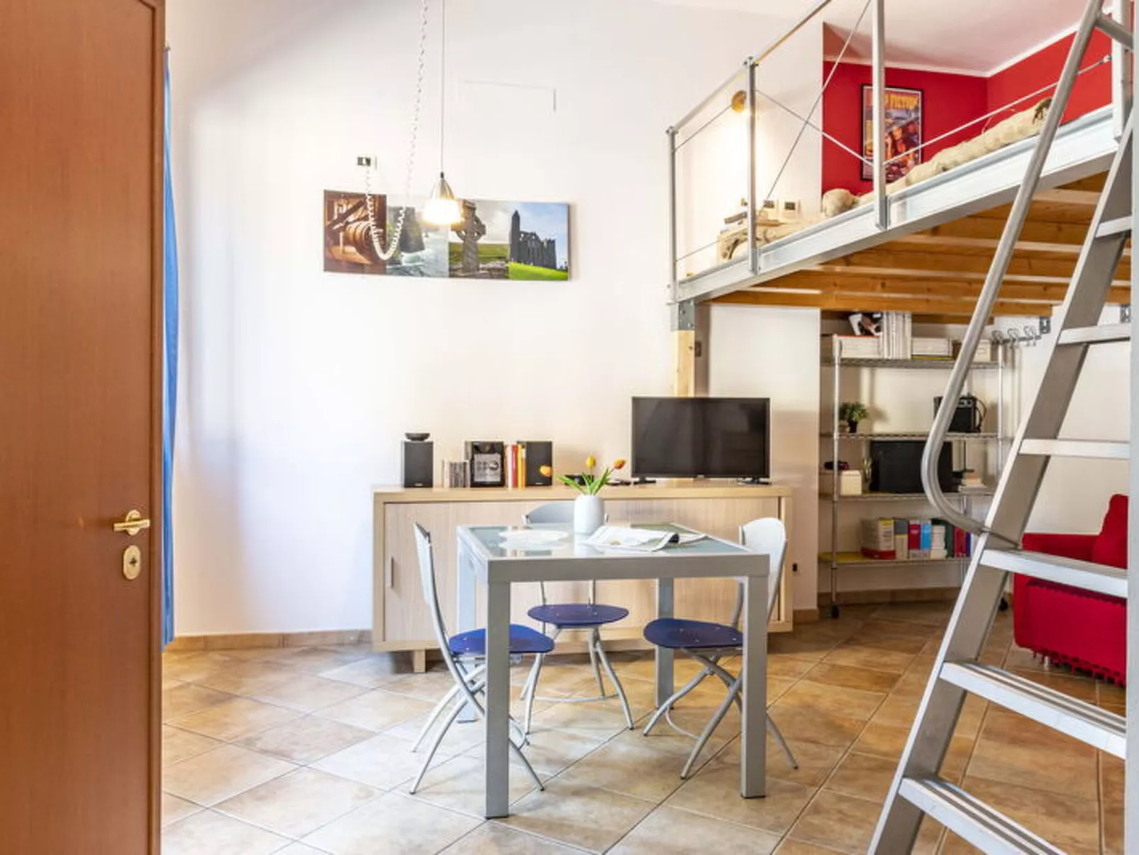 Florentine Careggi Loft - Drinnen