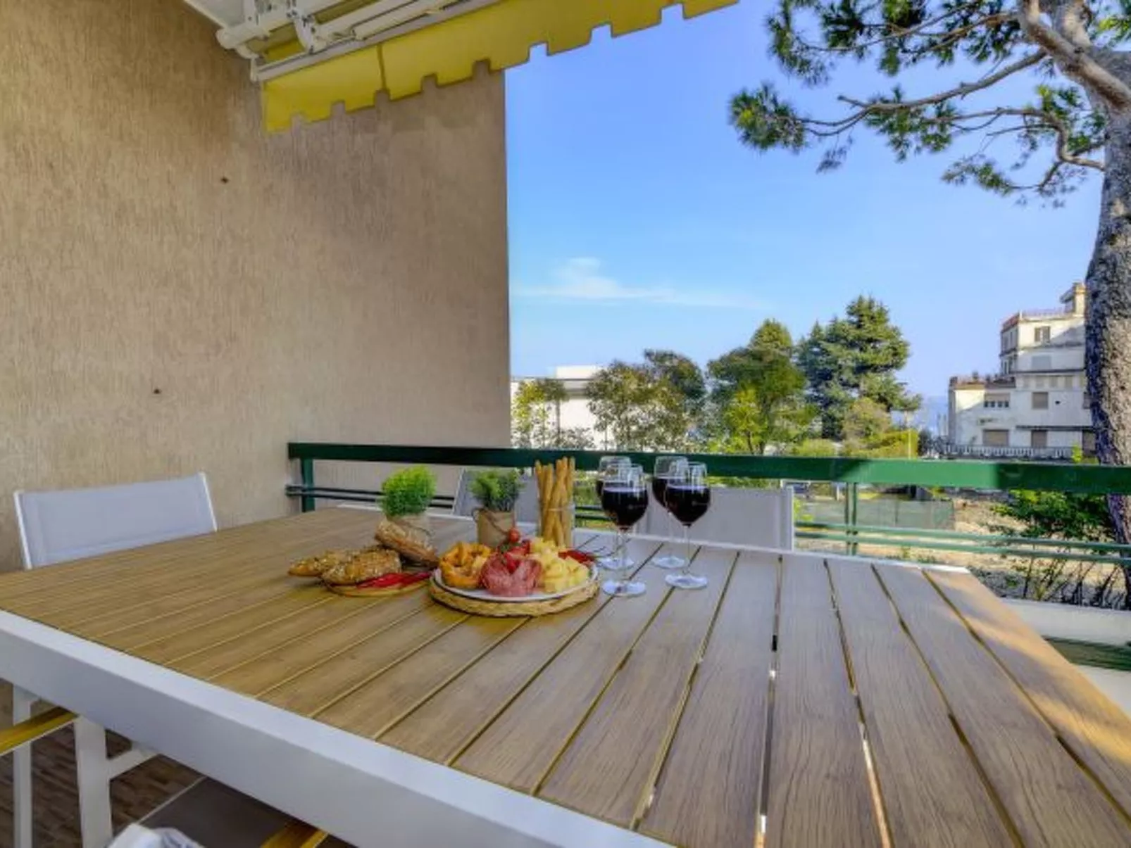 Desenzanoloft Imperium - Image-tags.info