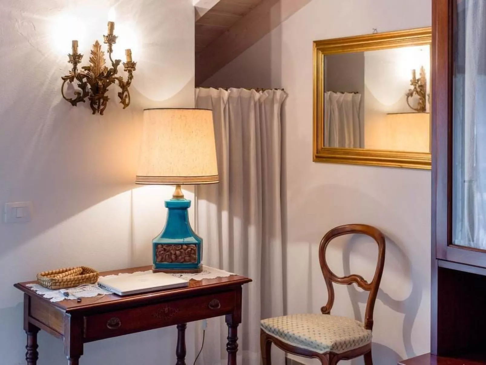 Ferienzimmer 'Mansarda Lina' mit Terrasse - Image-tags.info