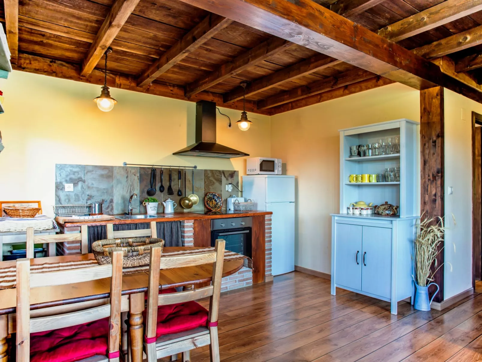 Ländliches Haus Ruralmedulas, 10 Personen - Inside