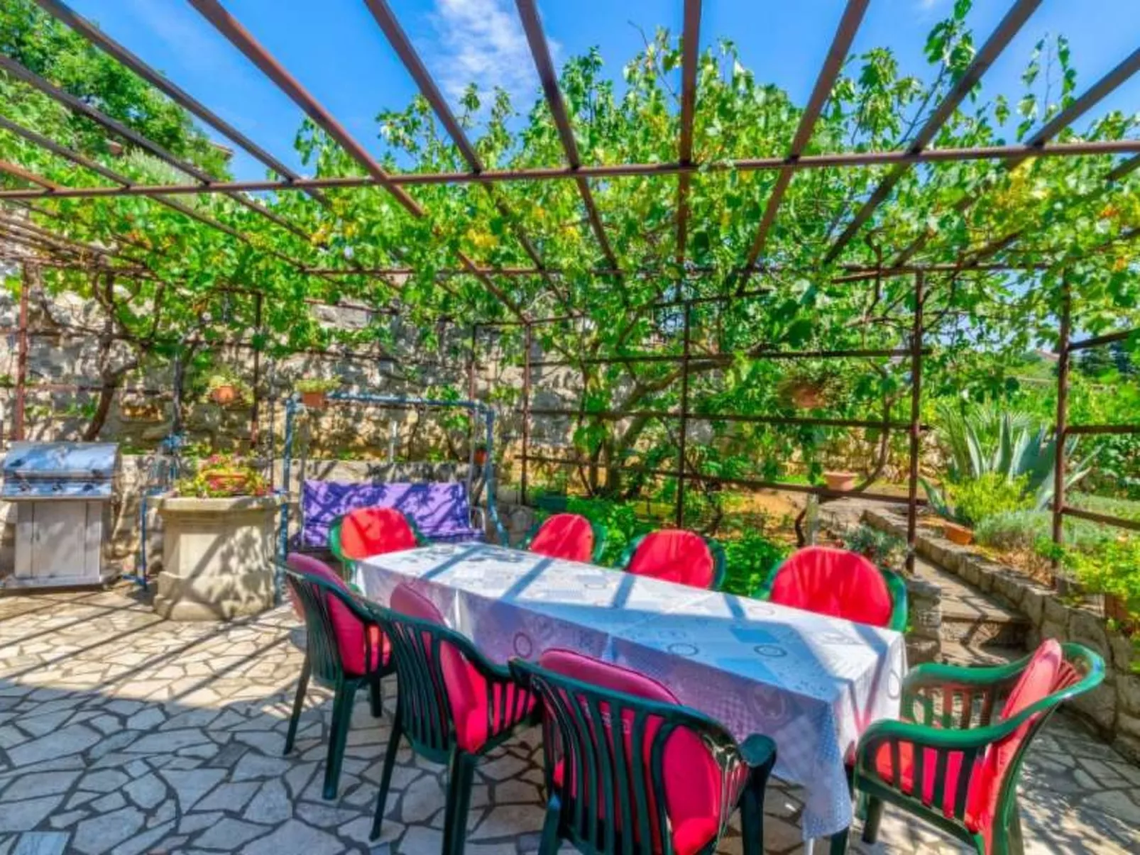 SOBE FRANO I LOVRO 1 / HR-10373-01 - Image-tags.info