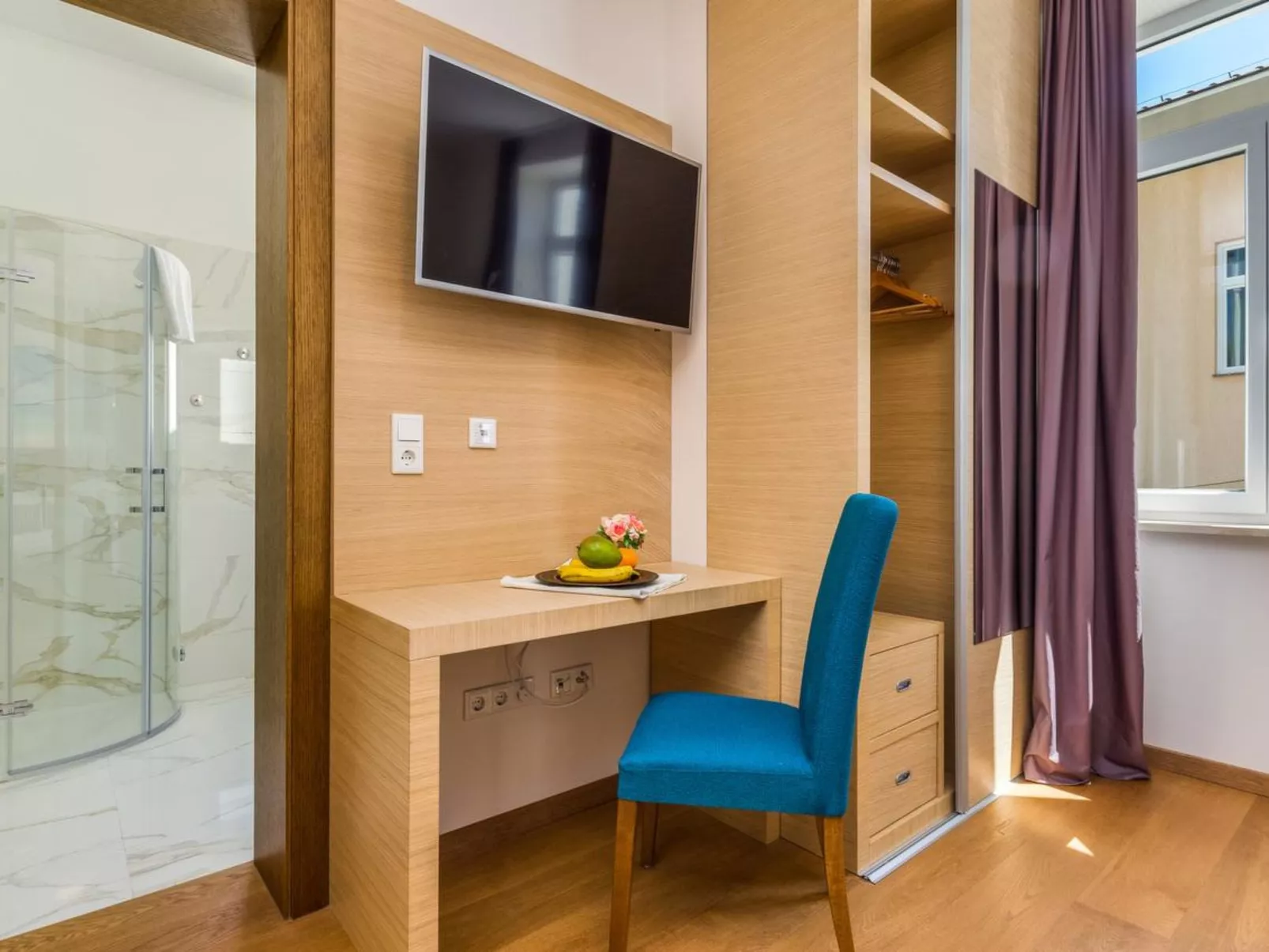 Villa Emilia Soba 104 / HR-10058-05 - Image-tags.info