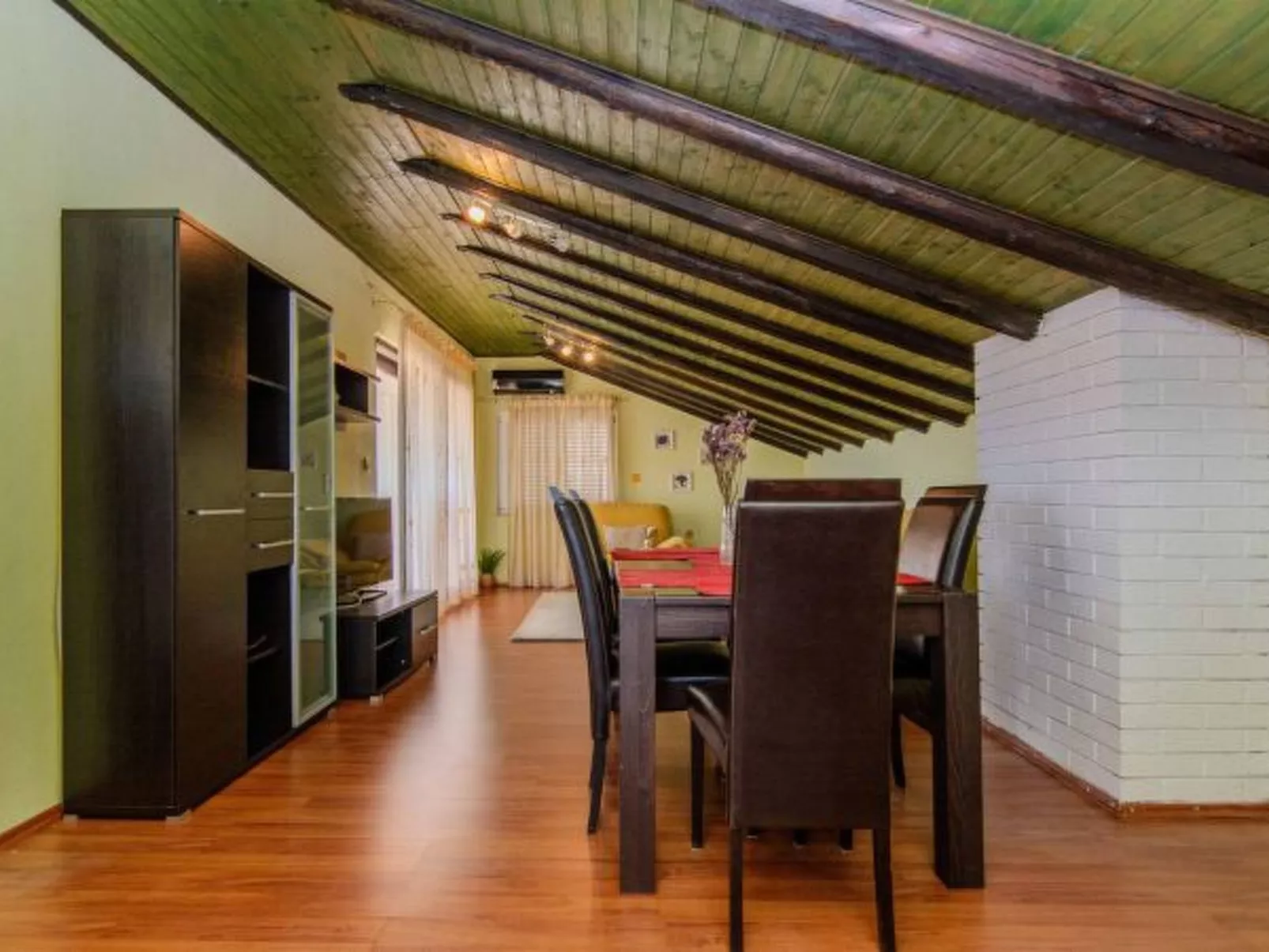 Villa Annamaria with large pool, Zadar - Image-tags.info