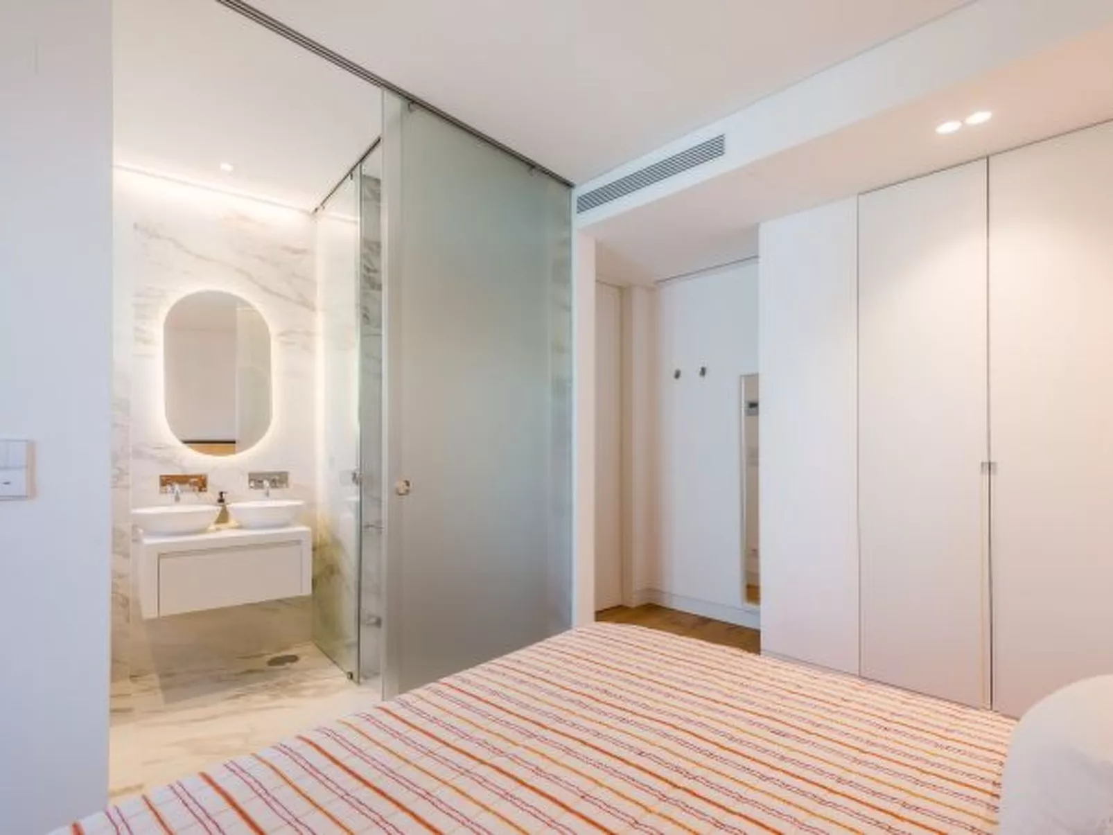 Lakes 24 at Praia da Falesia Vilamoura - Inside