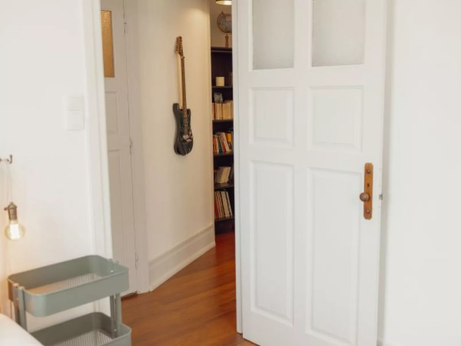 DOWNTOWN RETRO BOLHAO by VACATIONY - Inside