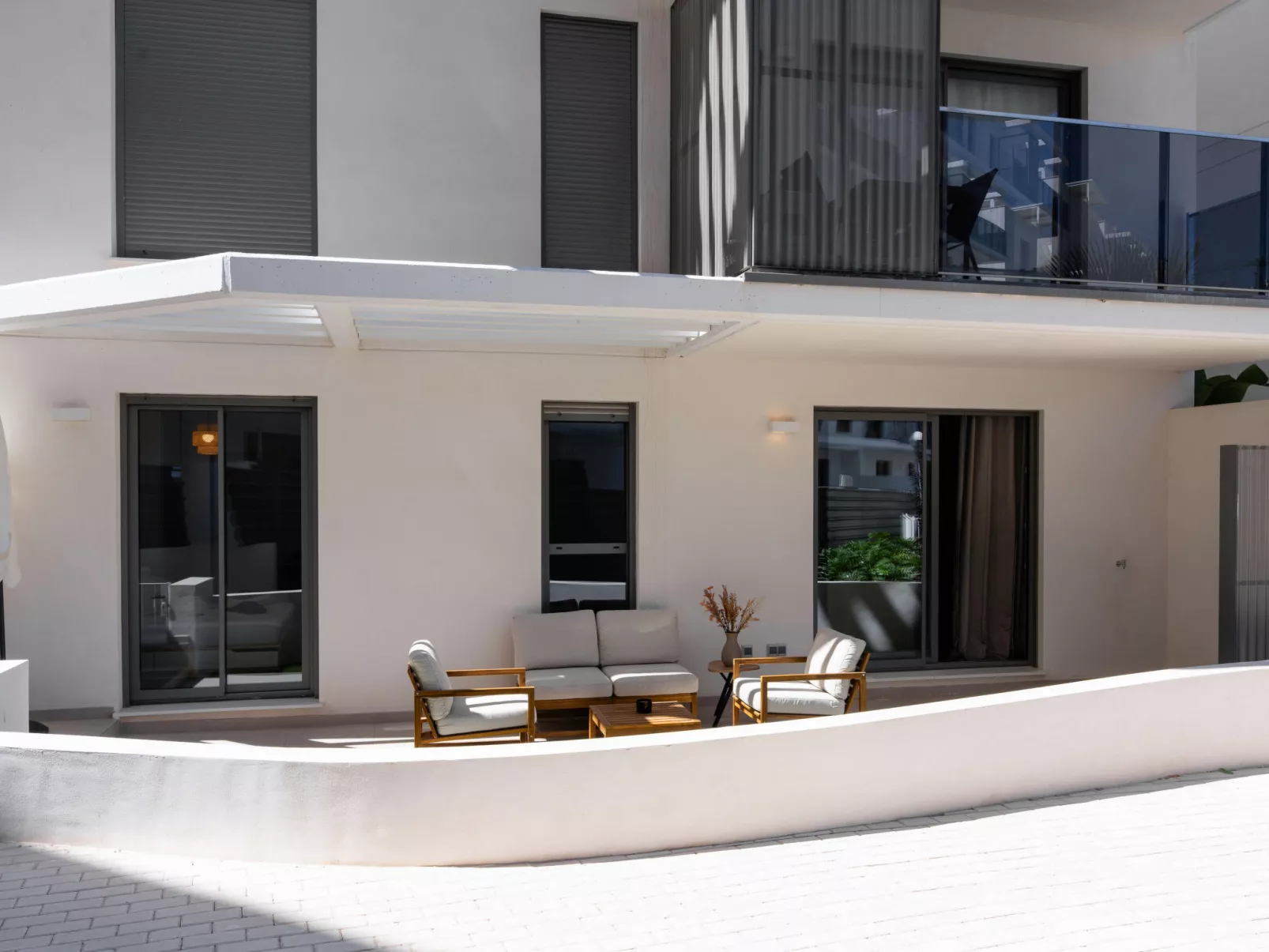 Marina Real III - Inside