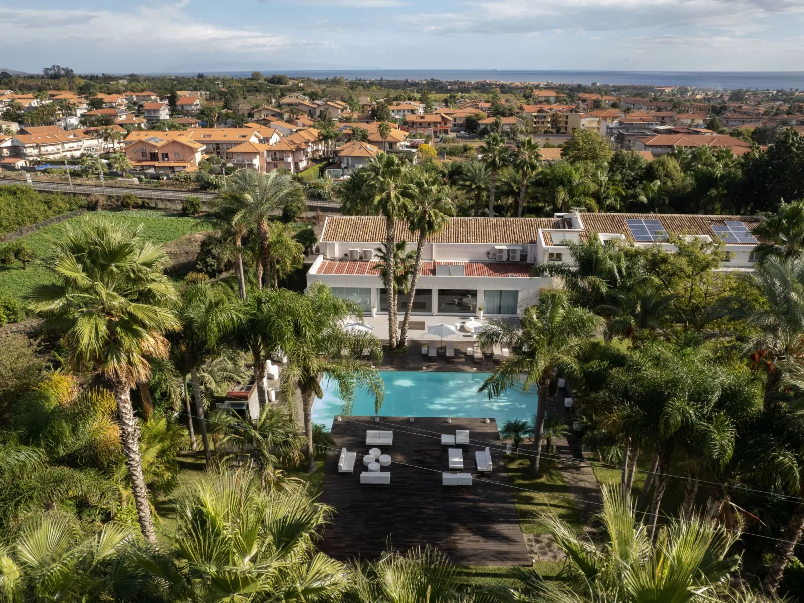 Villa Carlino Exclusive - Inside