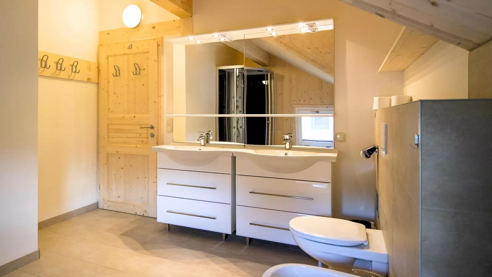 Murau 11-Bathroom