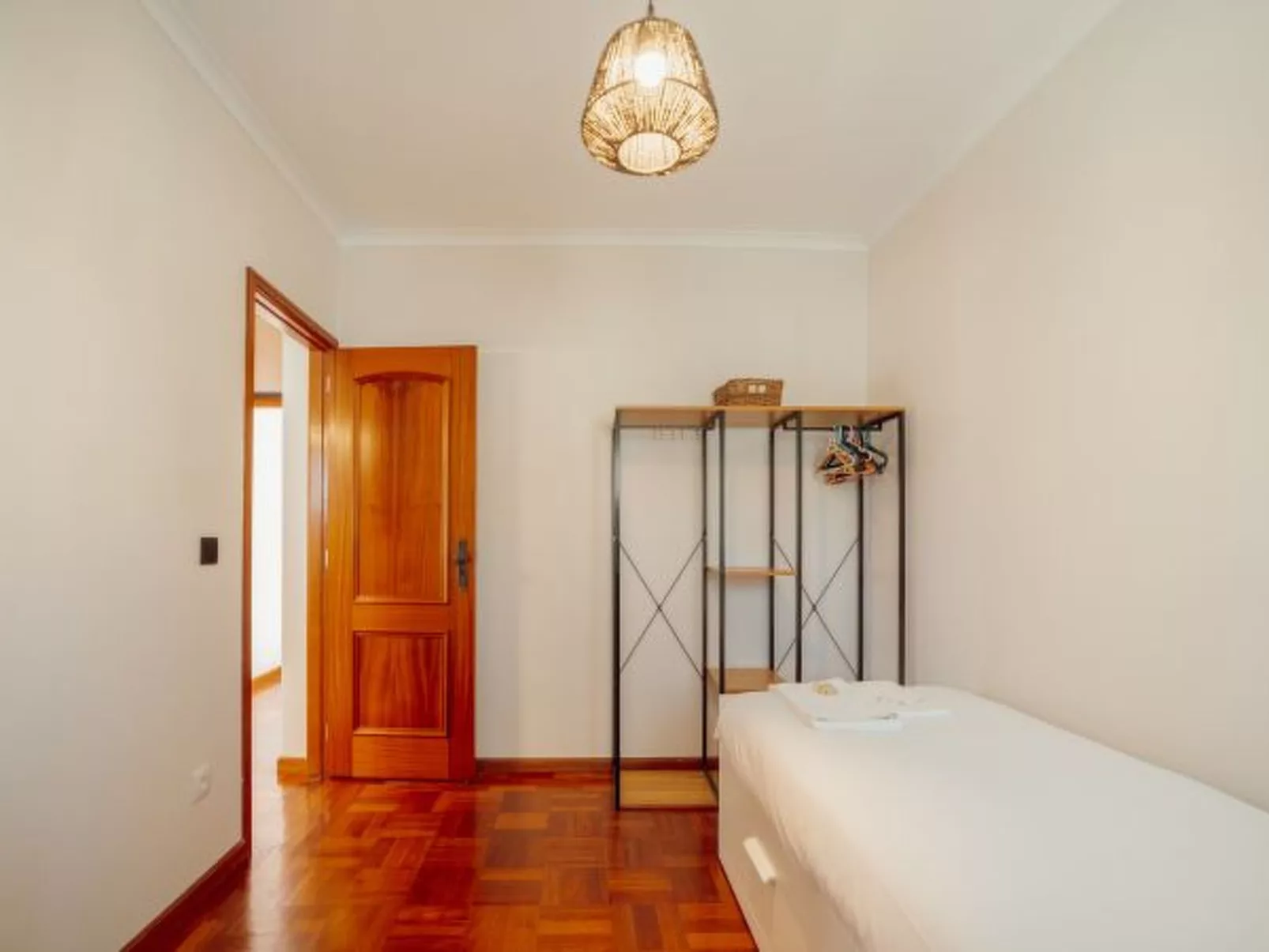 CASA DAS ORQUIDEAS by VACATIONY - Inside