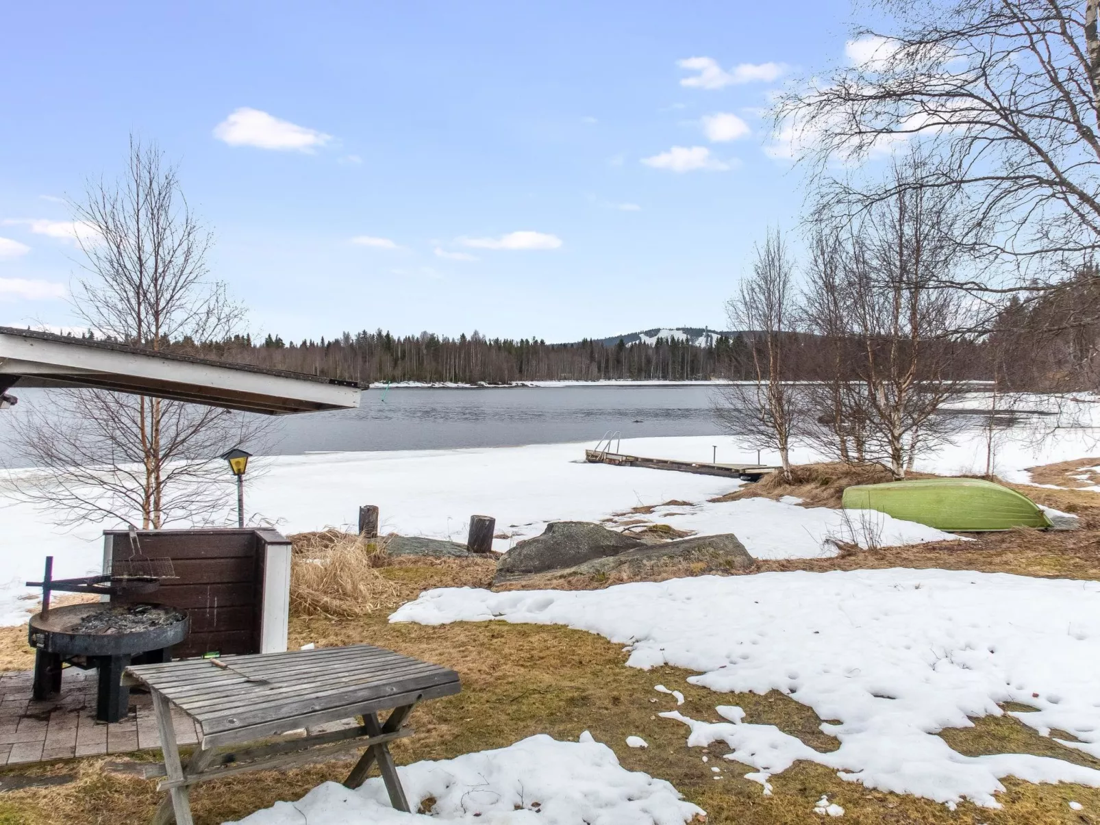 Jokiniitty 2 - Dedans