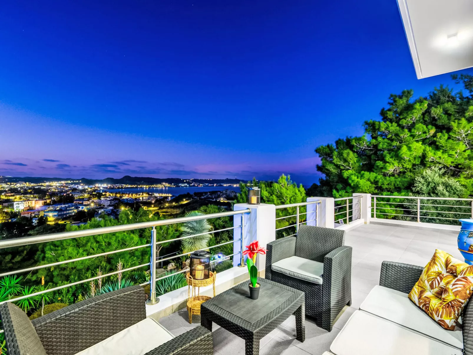 Villa Articiano mit Whirlpool und herrlicher Aussicht - Draußen