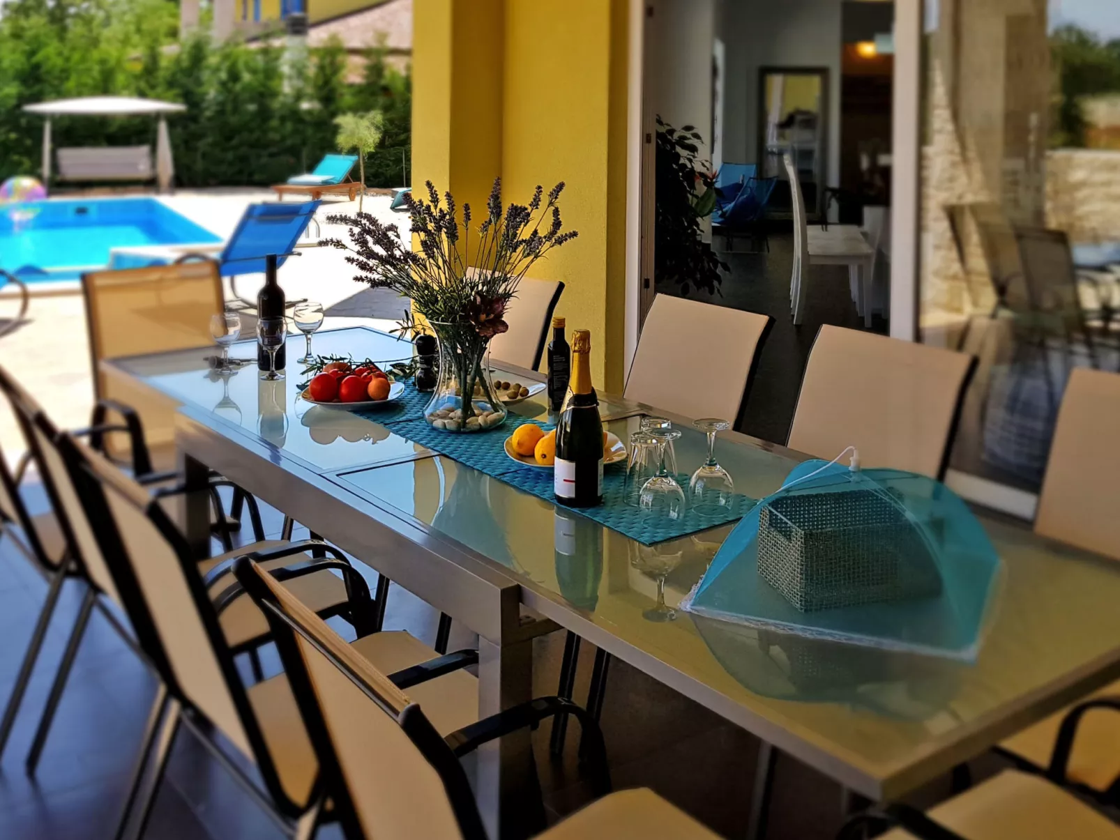 Villa 1519 - Image-tags.info