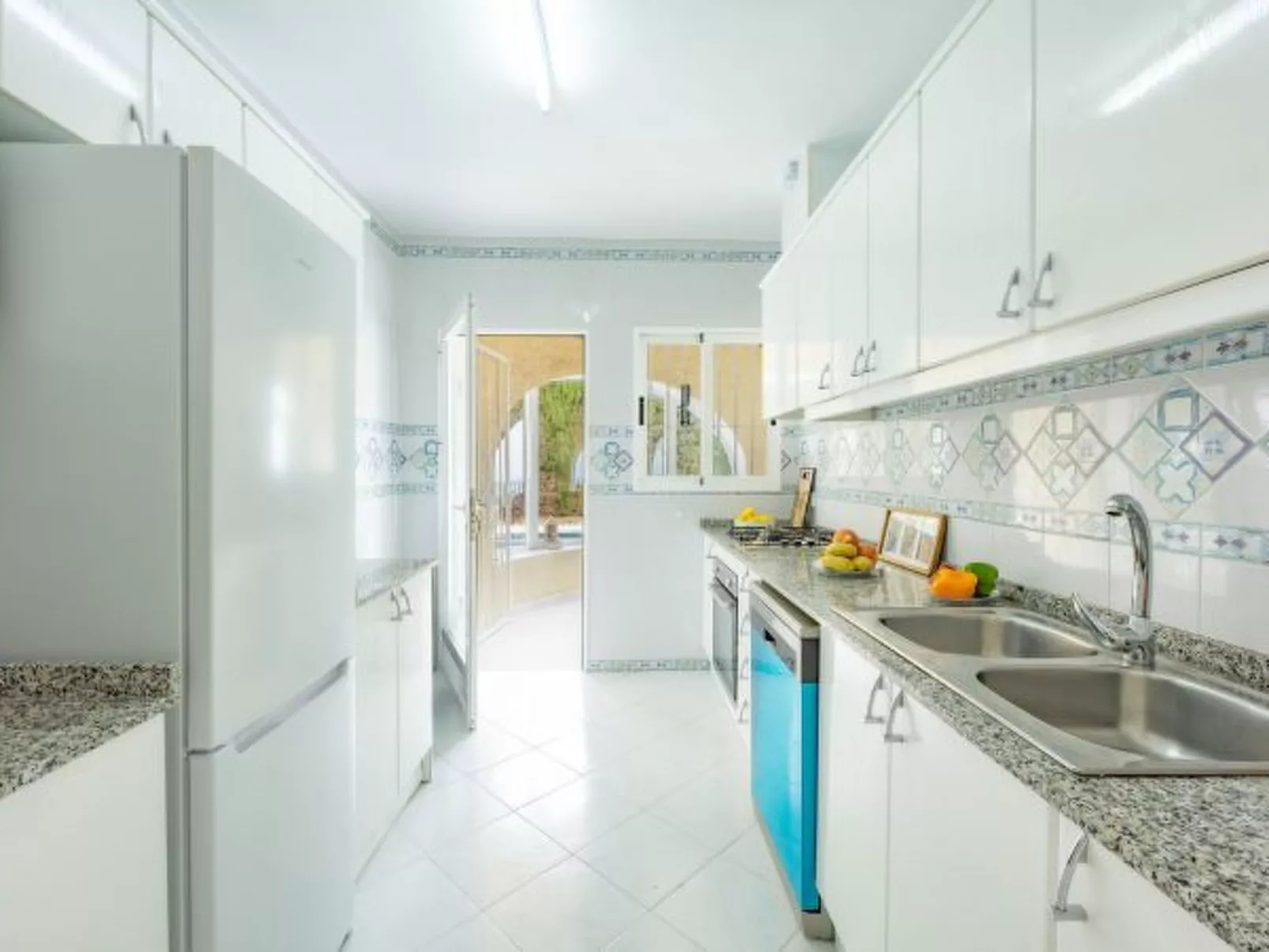 Villa Alicia - Plus - Image-tags.info