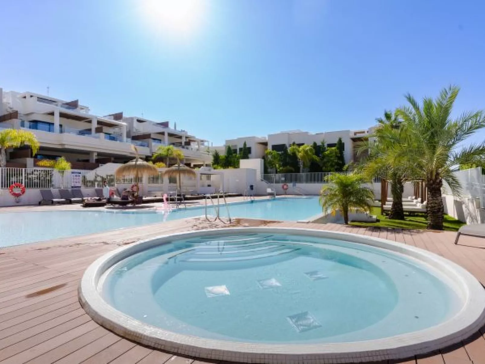 Jardinana - apartment with two bedrooms close to b - Image-tags.info