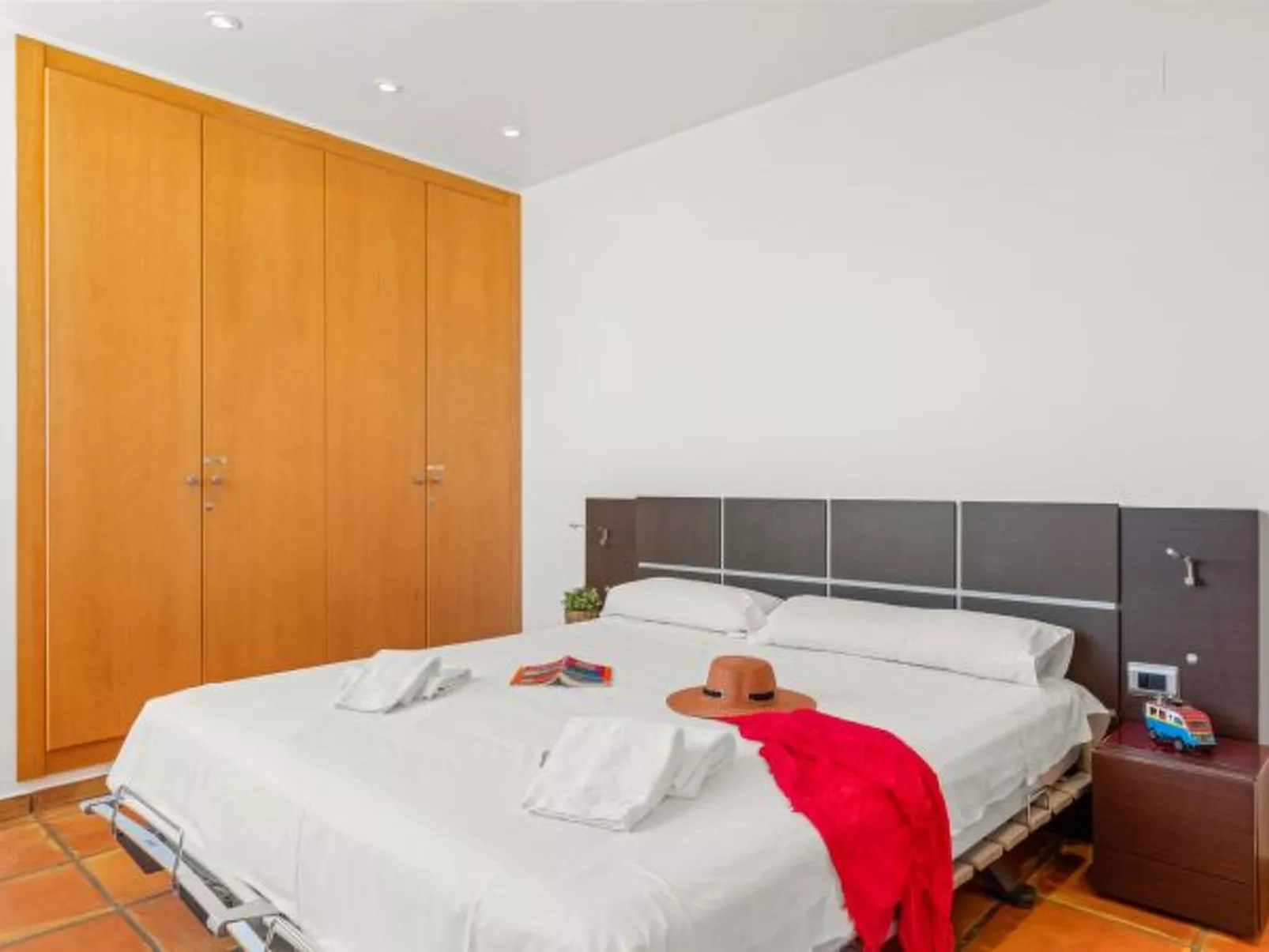 Villa Moderna - PlusHolidays - Image-tags.info