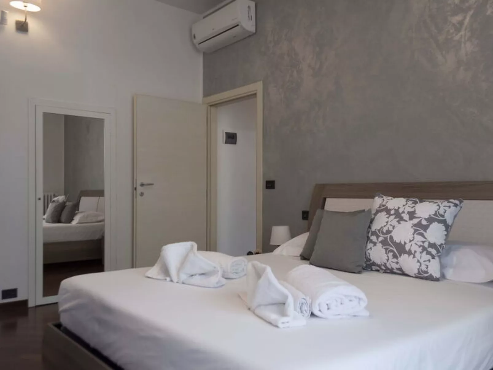 Novoli Suite Apartment - Dedans