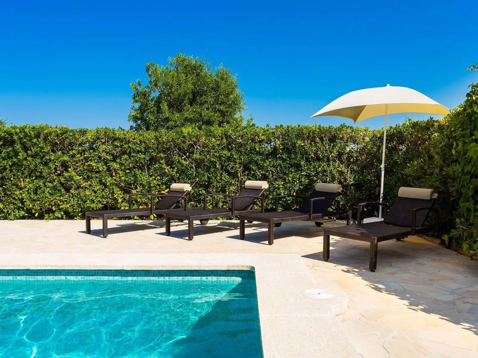 Finca 'Villa Carritx - Outside