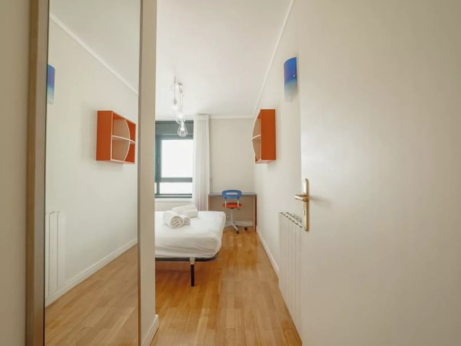 DOWNTOWN GRAND TOWER VIEW by VACATIONY - Inside