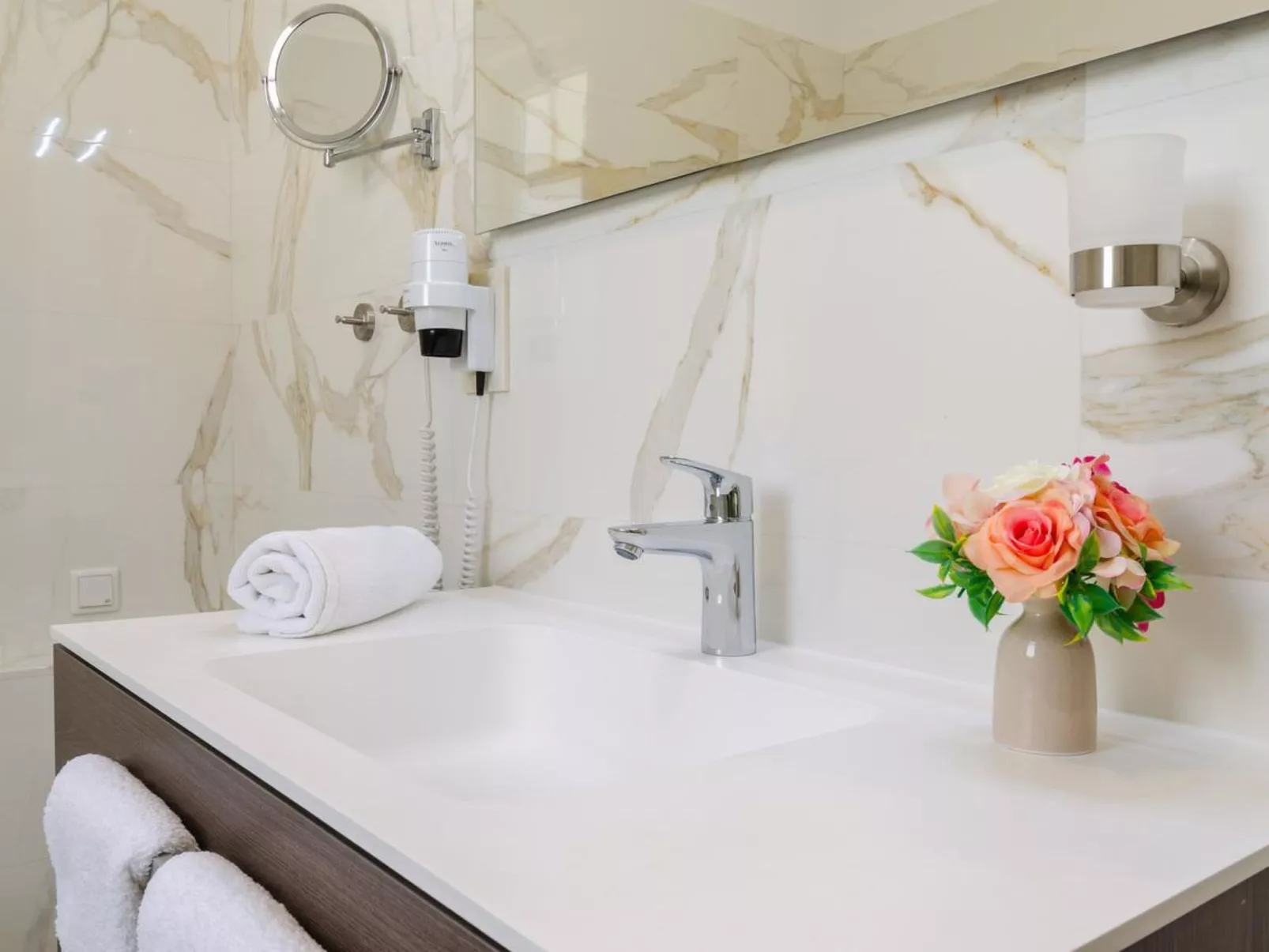 Villa Emilia Soba 104 / HR-10058-05 - Inside