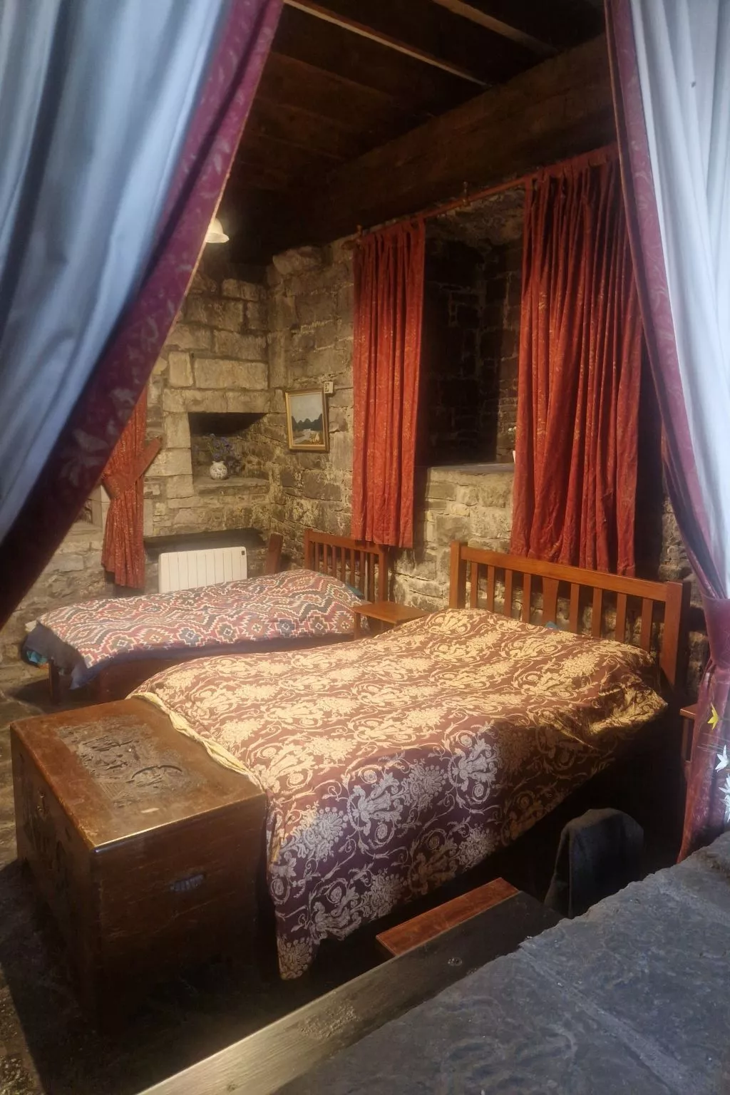 Schloss Ballindooley - Inside