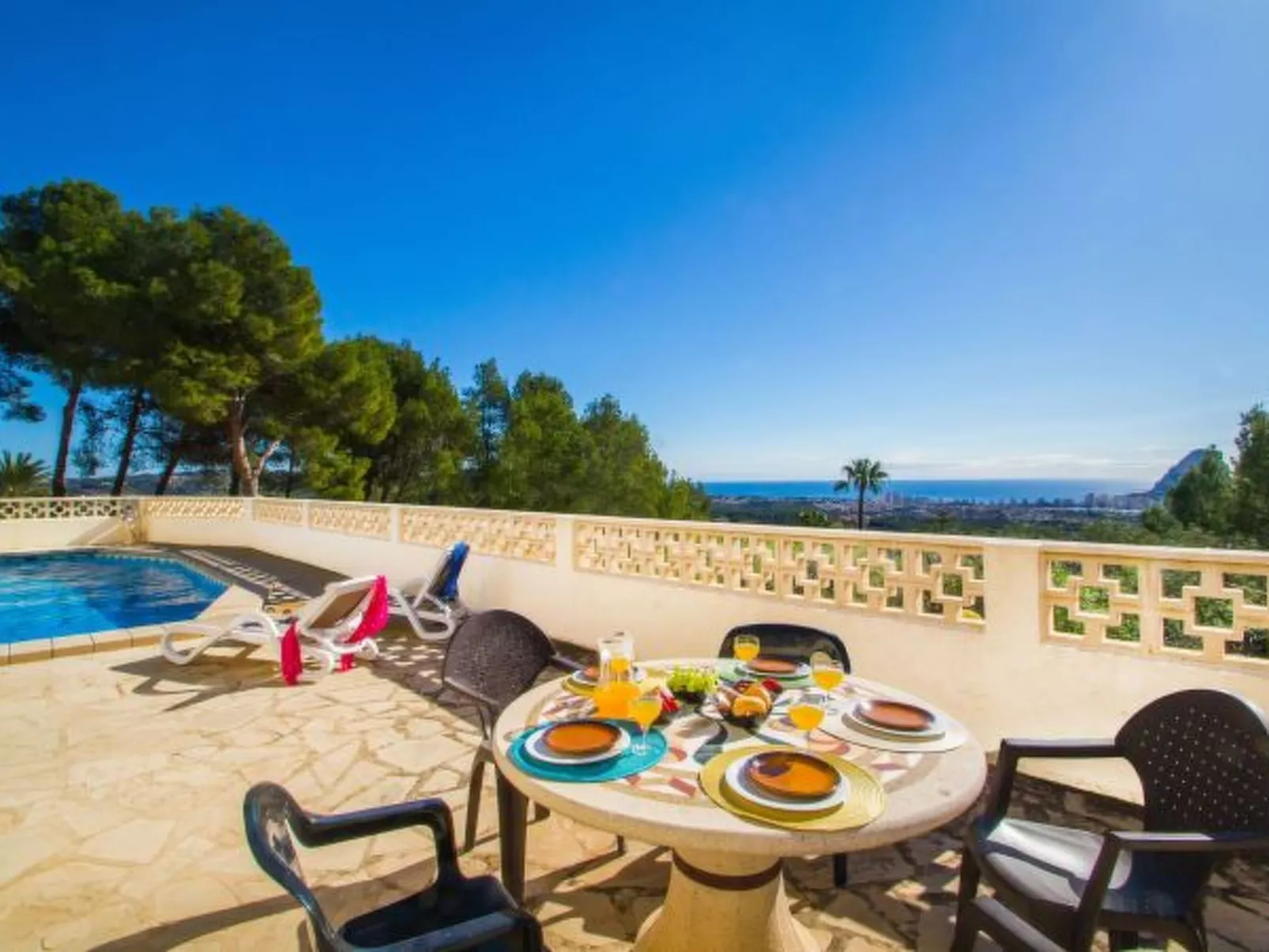 Villa Moskoa - PlusHolidays - Image-tags.info