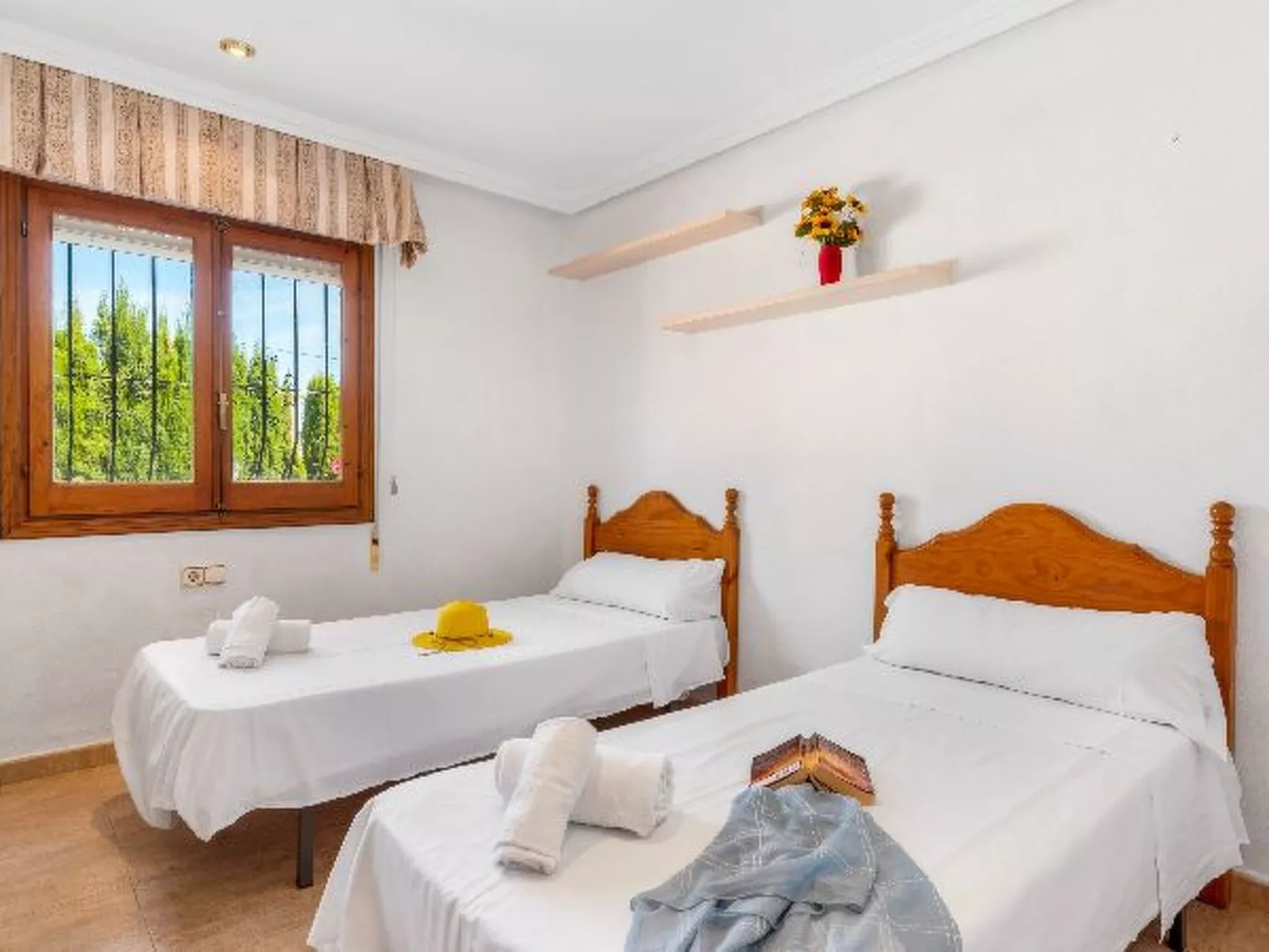 Villa Cruz - PlusHolidays - Image-tags.info