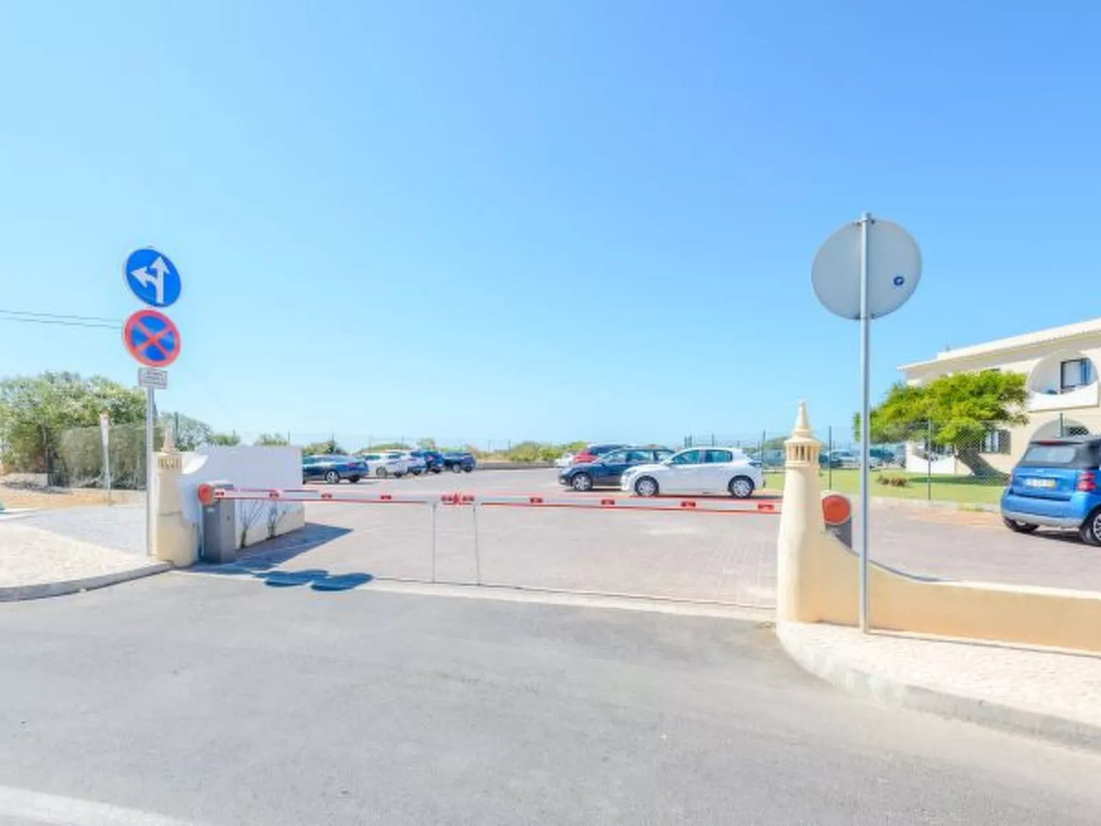 The Little Paradise with Sea Views - Outside