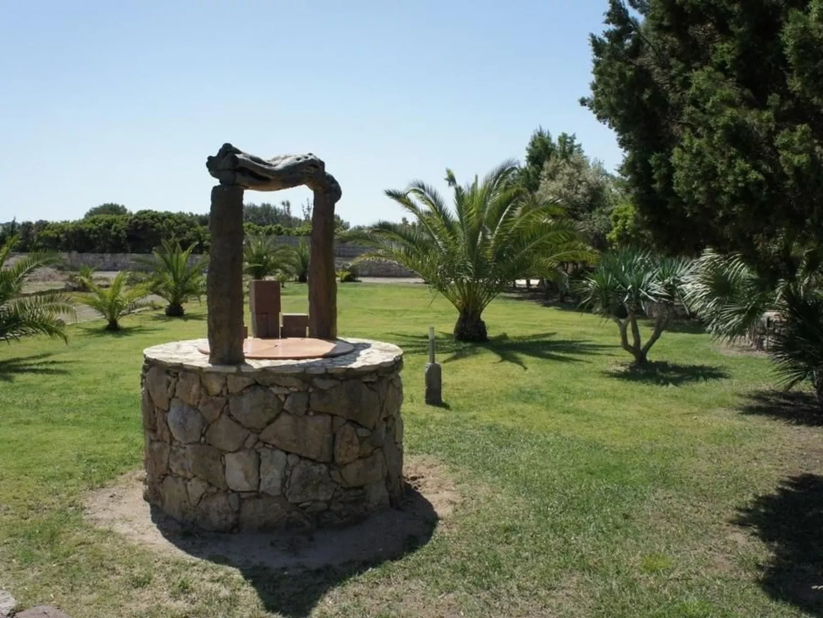 Haus in Calasetta mit Grill und Garten - Draußen