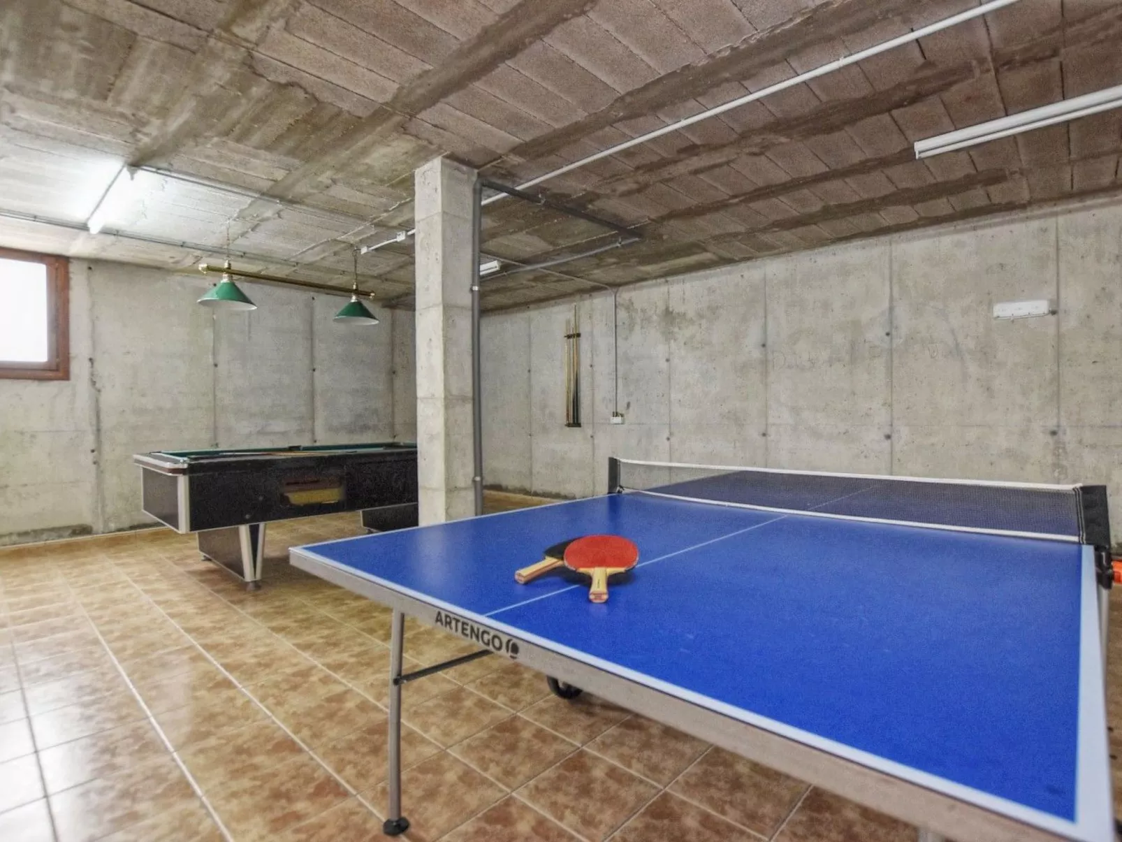 Schönes Landhaus mit Panoramablick auf die Berge - Dedans