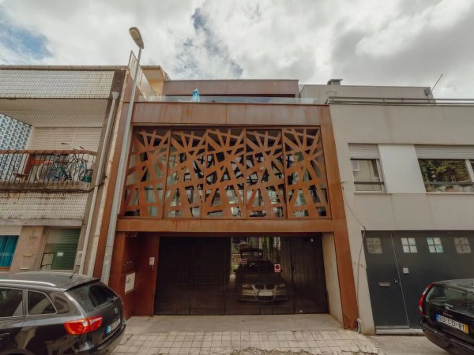 CITY CENTER PREMIUM with GARAGE by VACATIONY - Outside