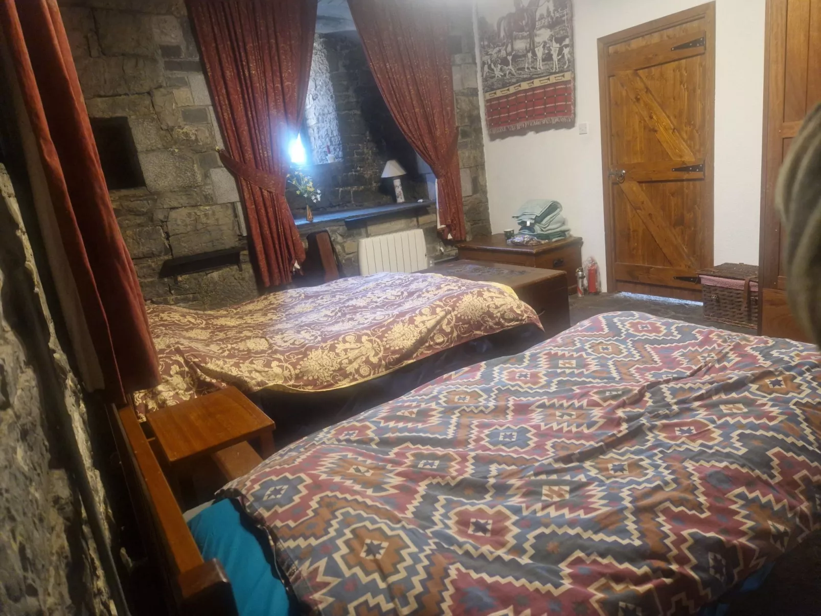 Schloss Ballindooley - Inside