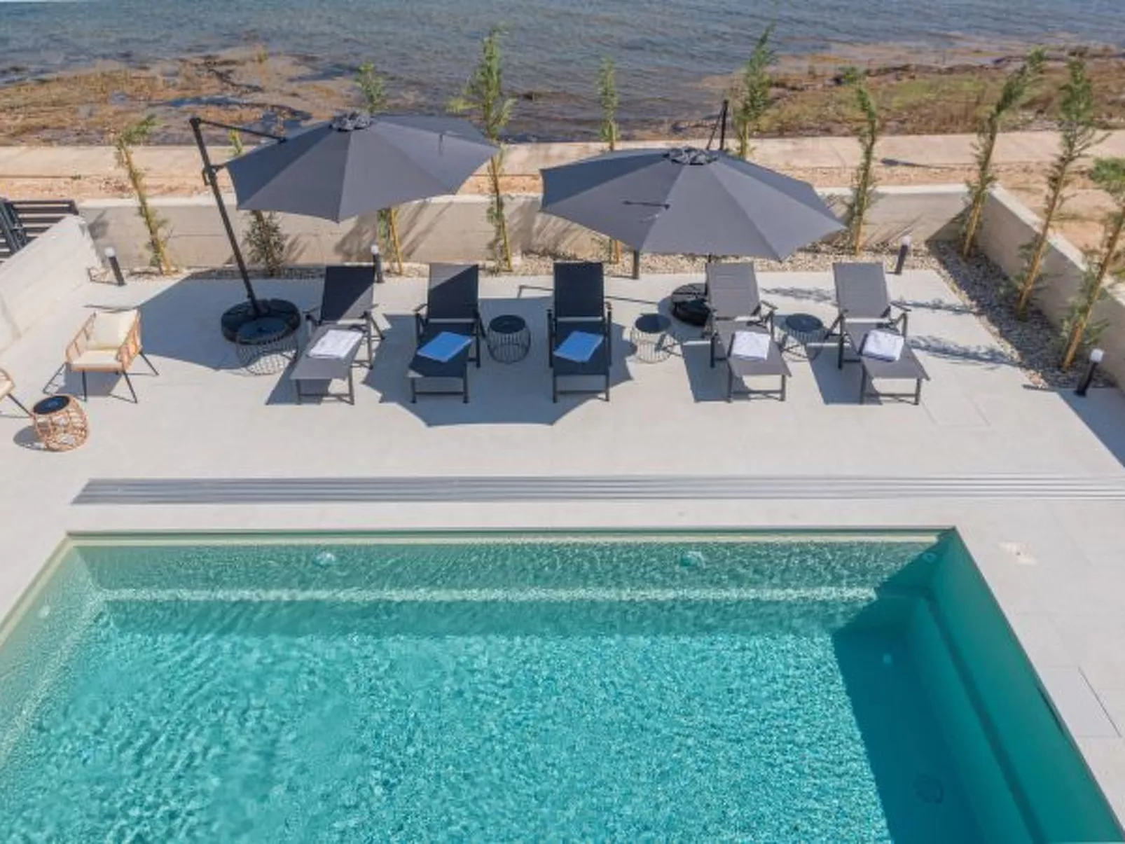 Seafront Villa Aurea with pool and seaview - Image-tags.info