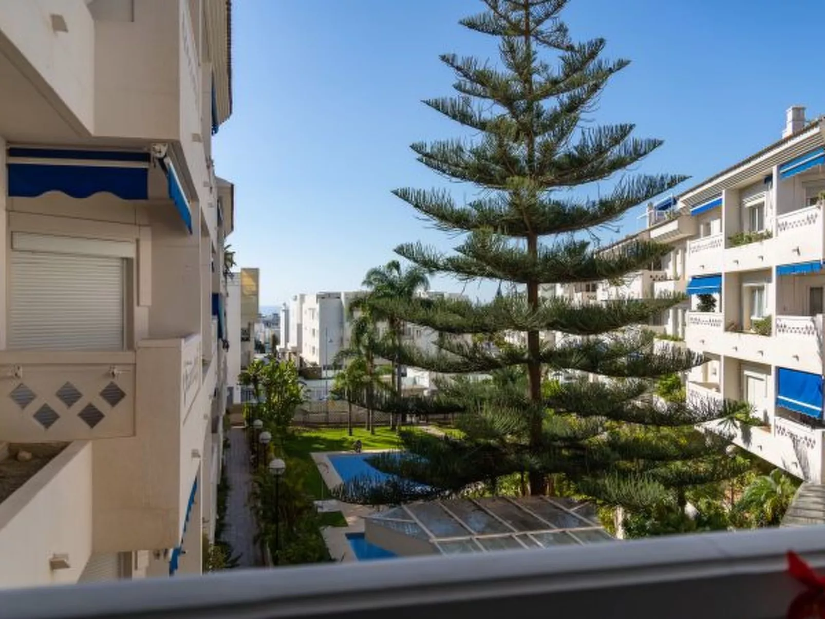 San Pedro del Mar - Image-tags.info