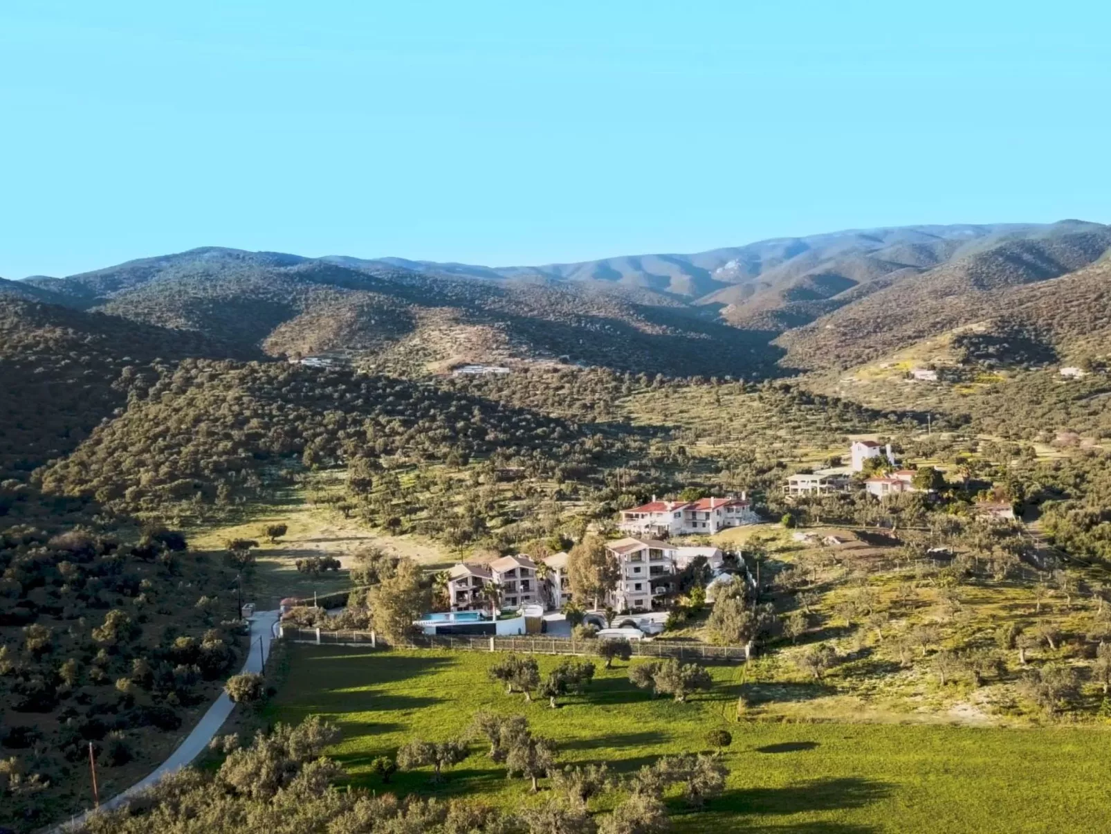 In Ermioni mit gemeinschaftlichem Pool, Grill und Terrasse - Draußen