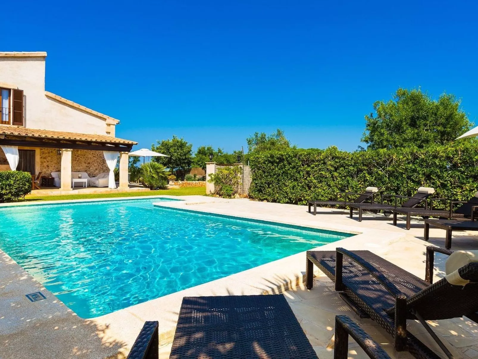 Finca 'Villa Carritx - Outside