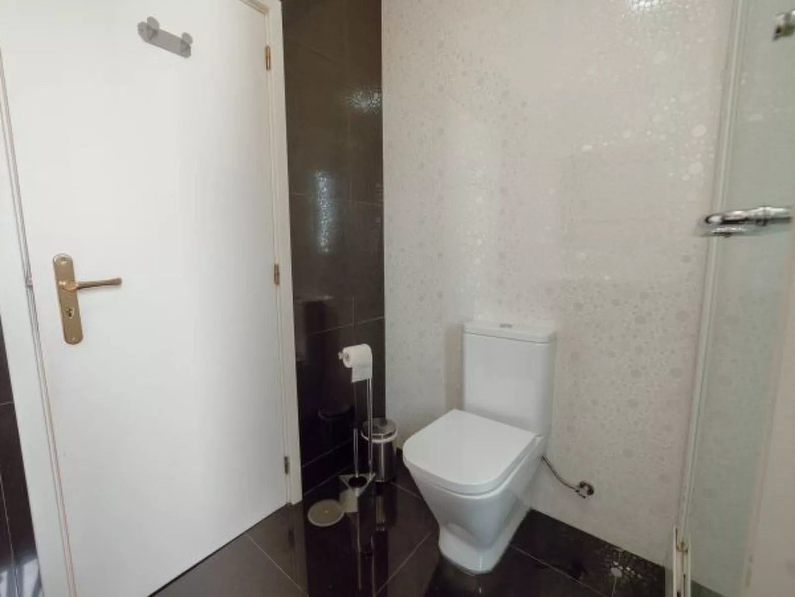 DOWNTOWN GRAND TOWER VIEW by VACATIONY - Inside