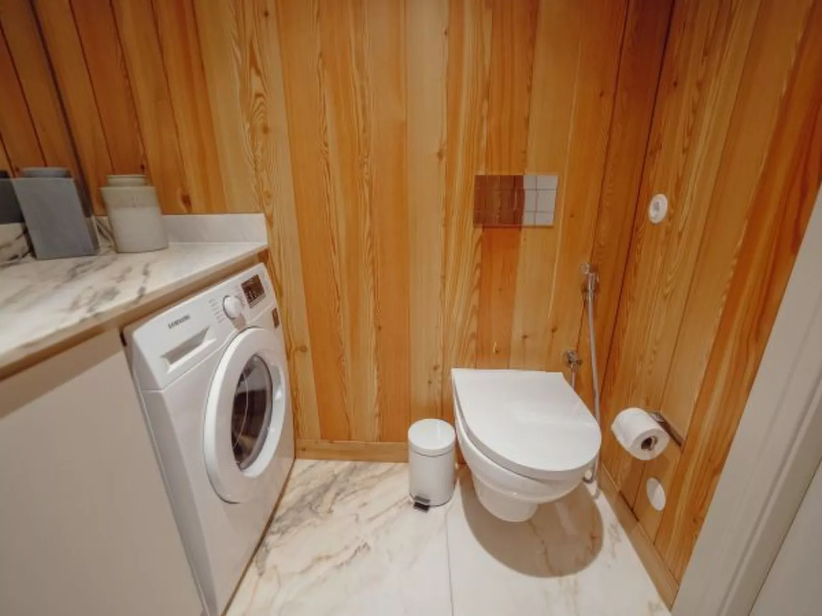 DOWNTOWN PENTHOUSE with RIVER VIEW by VACATIONY - Inside